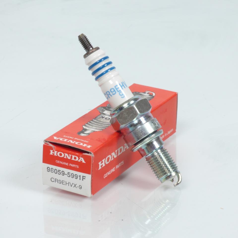 Bougie d'allumage NGK pour Moto Kawasaki 750 ZX7R 1993 à 2003 CR9EHVX-9 / 98059-5991F Neuf