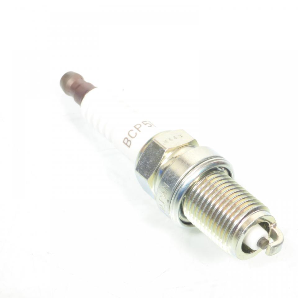 Bougie d'allumage NGK pour moto BCP5ES / 7496 Neuf