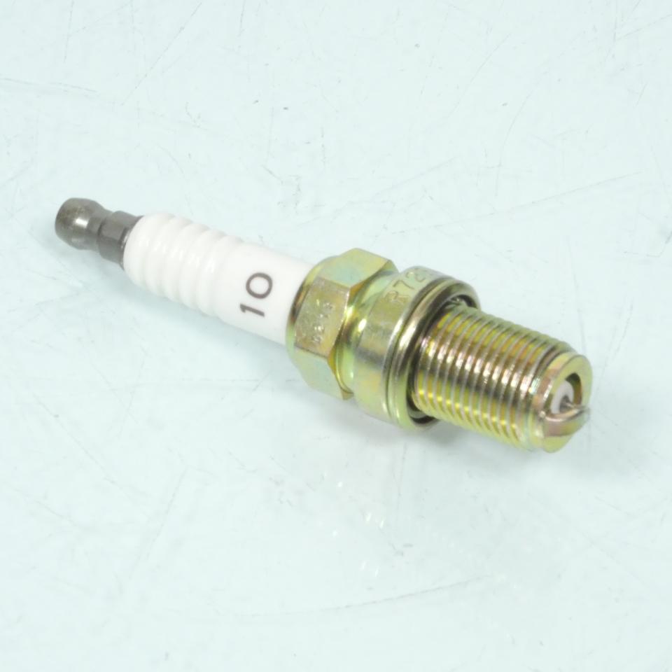 Bougie d'allumage NGK pour moto R7234-10 / 5558 Neuf
