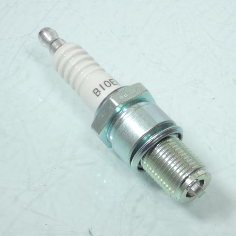 Bougie d'allumage NGK pour auto 0 B10EG / 3630 / par 4 Neuf