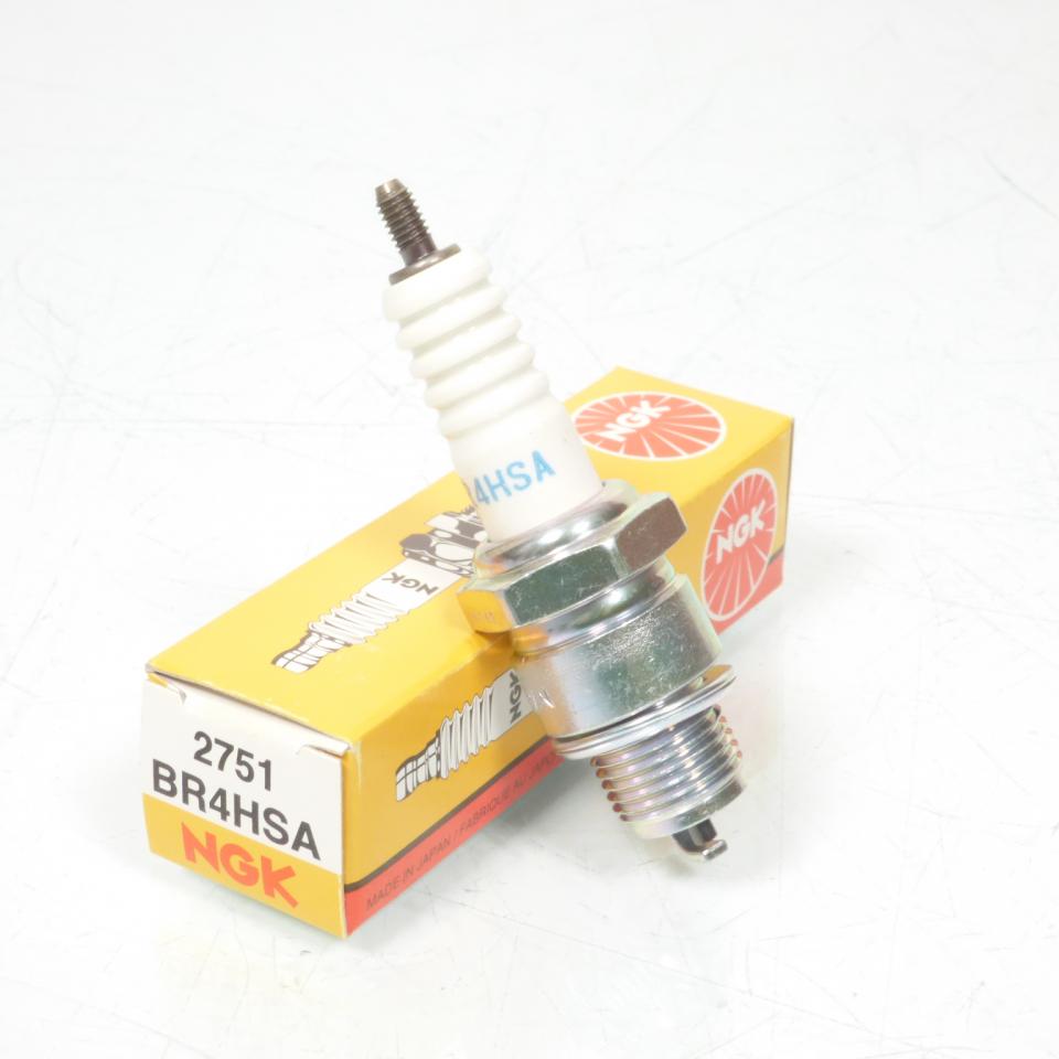 Bougie d'allumage NGK pour moto BR4HSA / 2751 / 10 Neuf