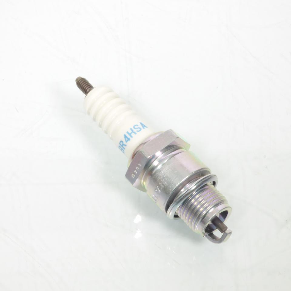 Bougie d'allumage NGK pour moto BR4HSA / 2751 / 10 Neuf