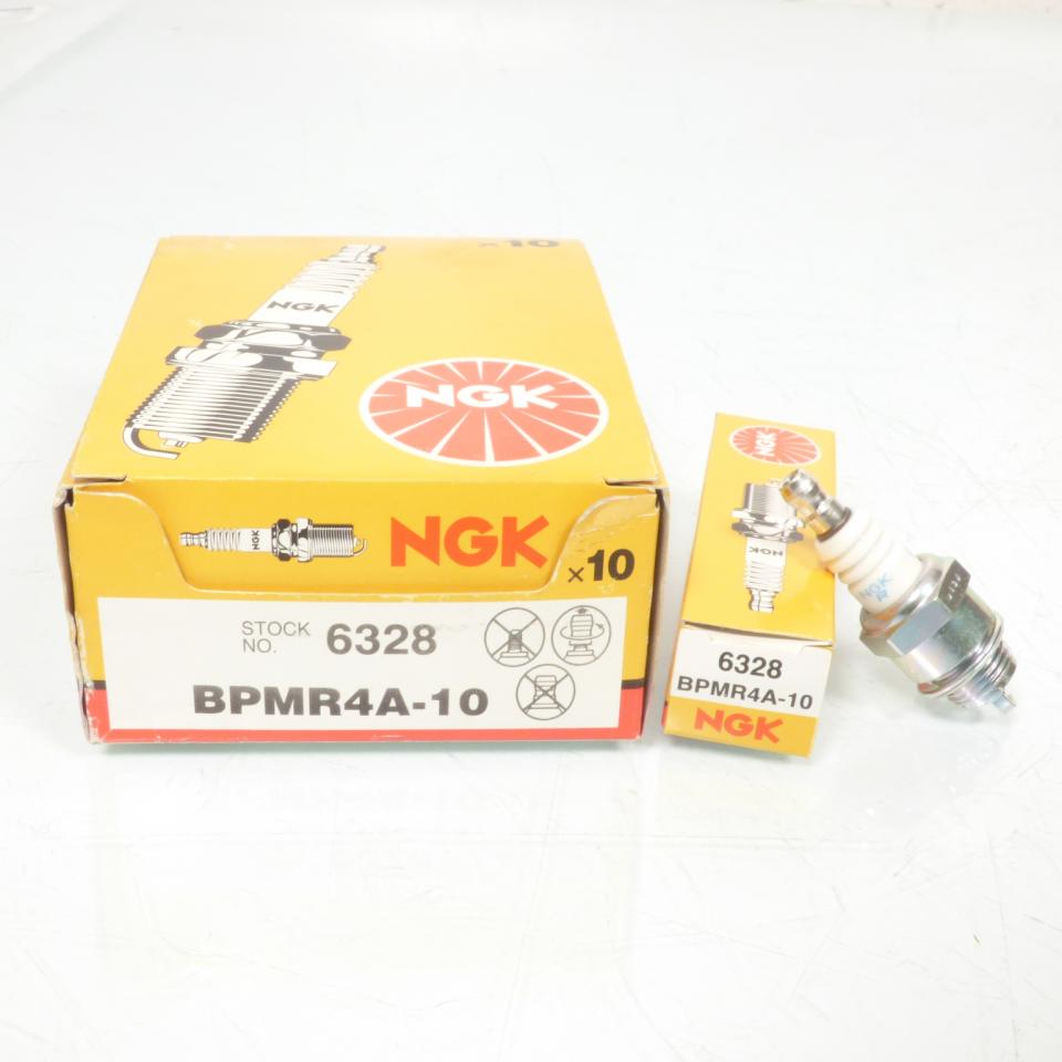 Bougie d'allumage NGK pour moto BPMR4A-10 / 6328 Neuf