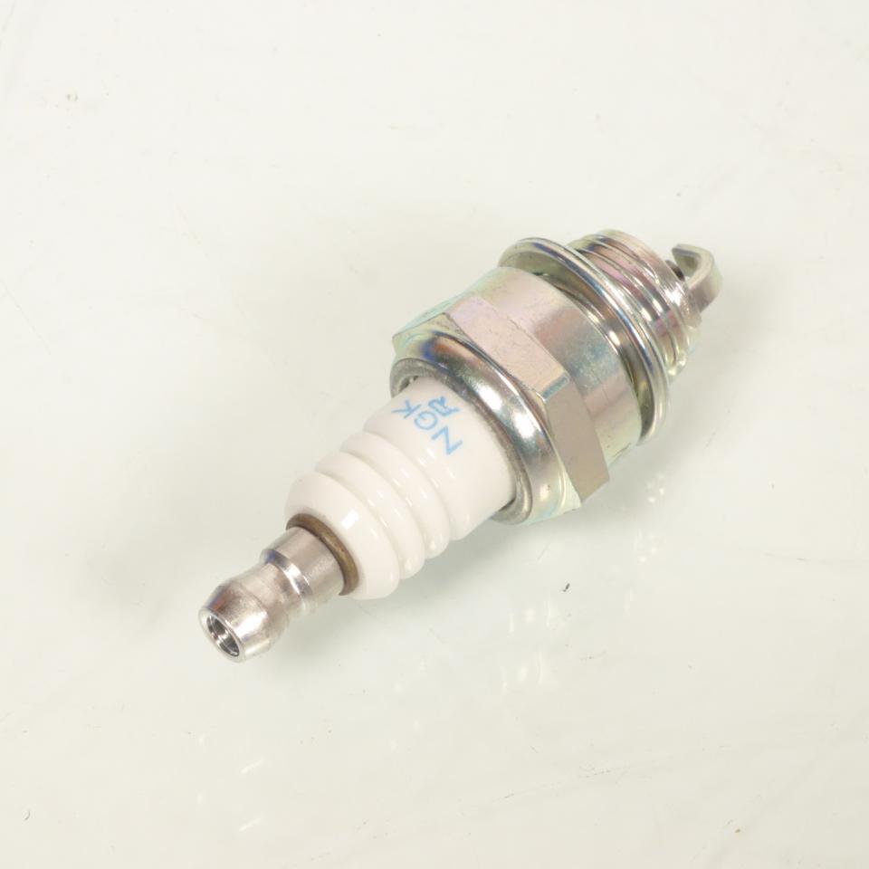 Bougie d'allumage NGK pour moto BPMR6A-10 / 1029 / 10 Neuf