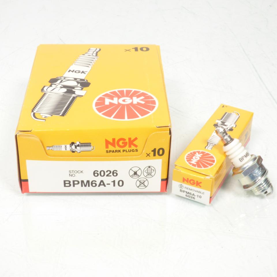 Bougie d'allumage NGK pour auto BPM6A-10 / 6026 / 10 Neuf