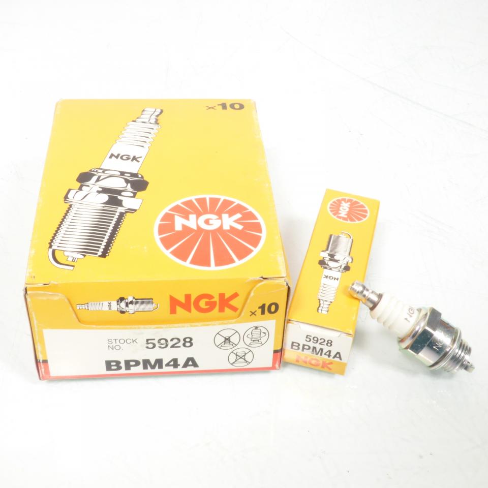 Bougie d'allumage NGK pour moto BPM4A / 5928 / 10 Neuf