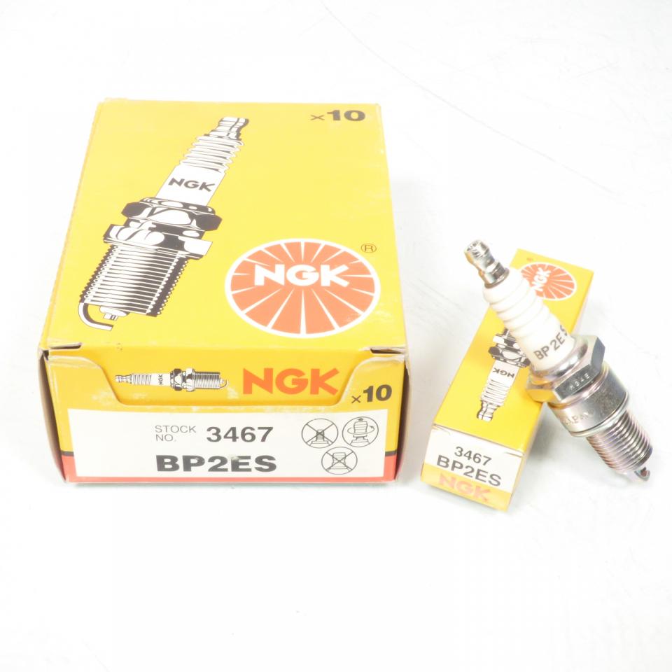 Bougie d'allumage NGK pour moto BP2ES / 3467 Neuf
