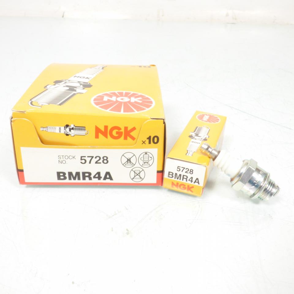 Bougie d'allumage NGK pour moto BMR4A / 5728 / 10 Neuf