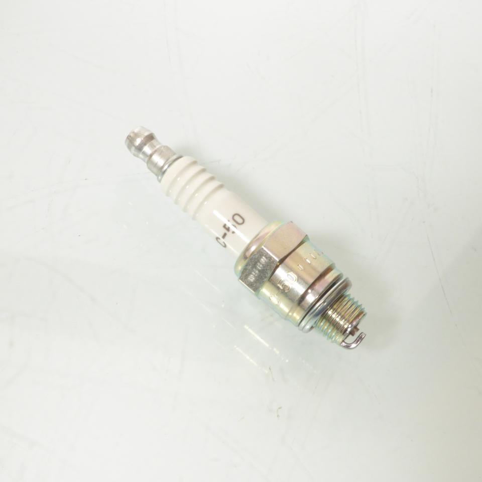 Bougie d'allumage NGK pour Auto C-50 / 5712 / Par 10 Neuf