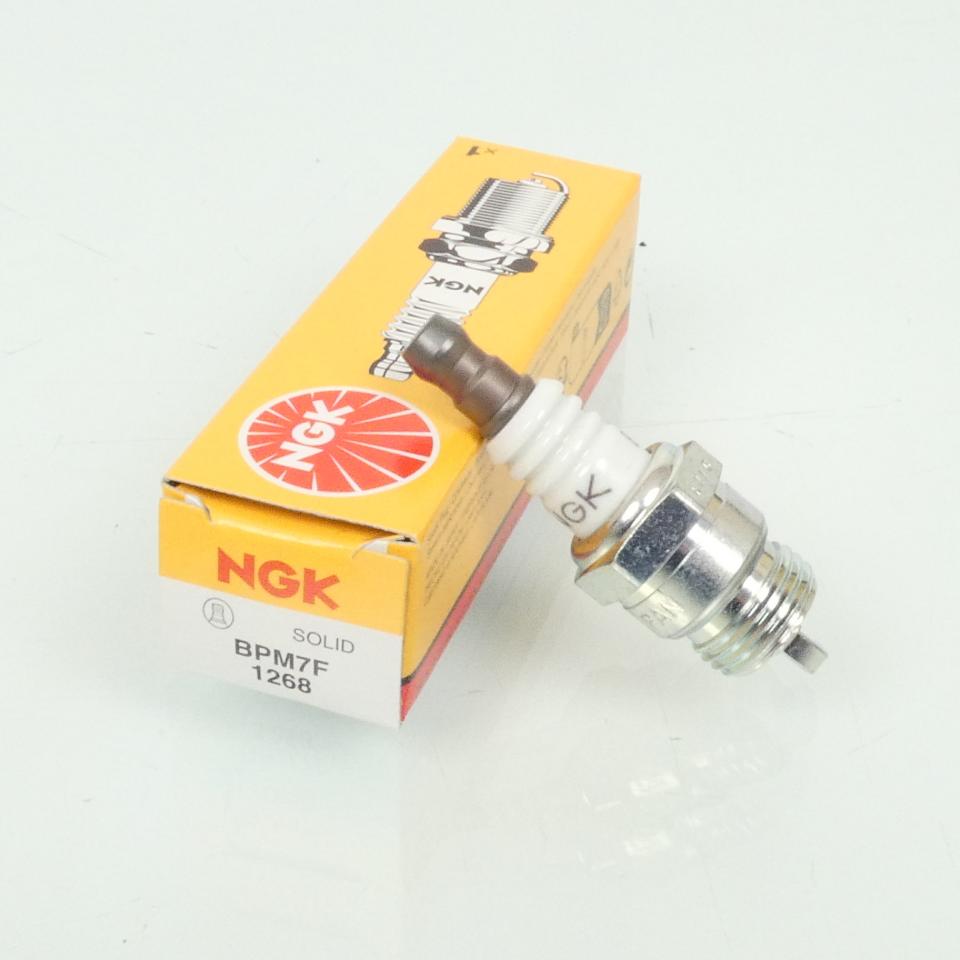 Bougie d'allumage NGK pour moto BPM7F / 1268 / Par 10 Neuf
