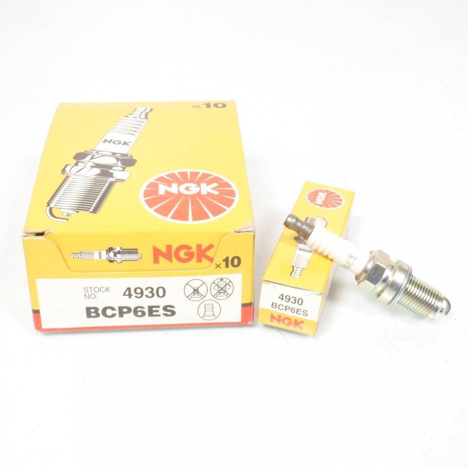 Bougie d'allumage NGK pour moto BCP6ES / 4930 / Par 10 Neuf