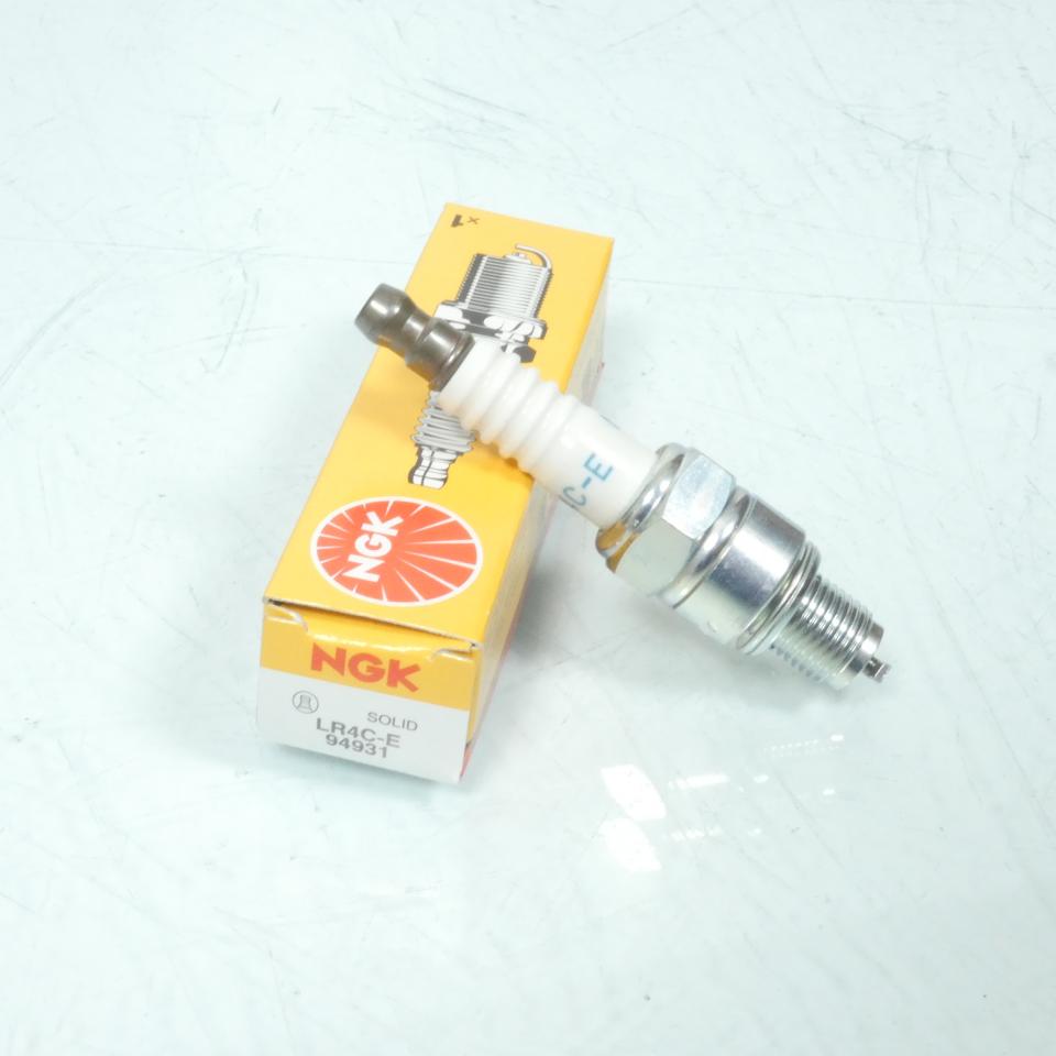 Bougie d'allumage NGK pour moto LR4C-E / 94931 / Par 10 Neuf