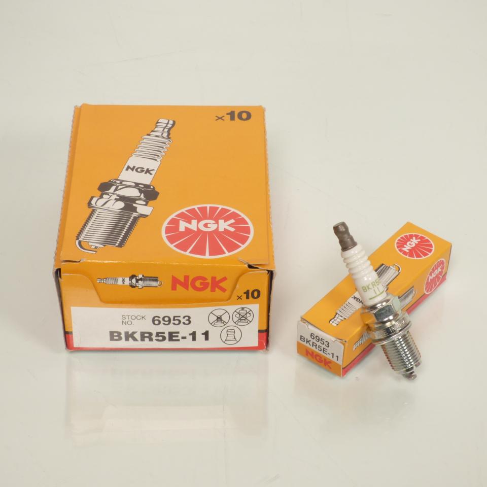 Boite de 10 bougie d'allumage NGK BKR5E-11 / 6953 pour moto Neuf