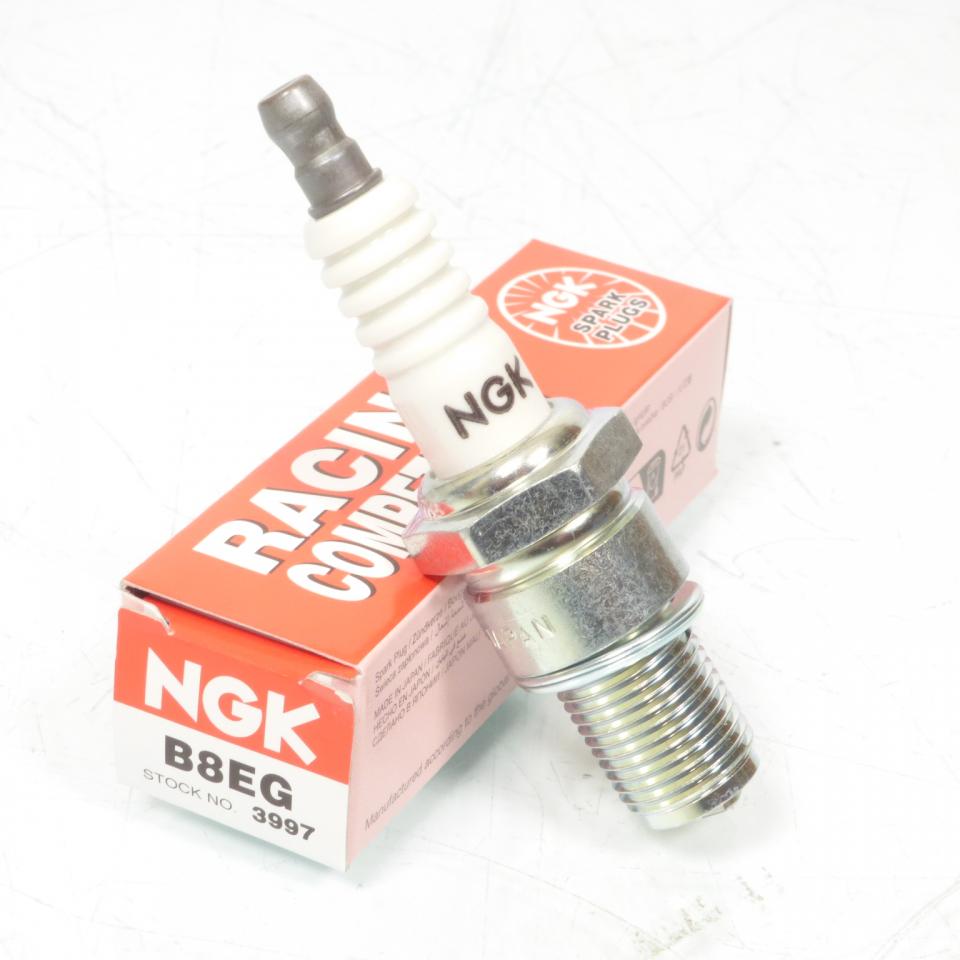 Bougie d'allumage NGK pour moto B8EG-SOLID / 3997 / par 4 Neuf