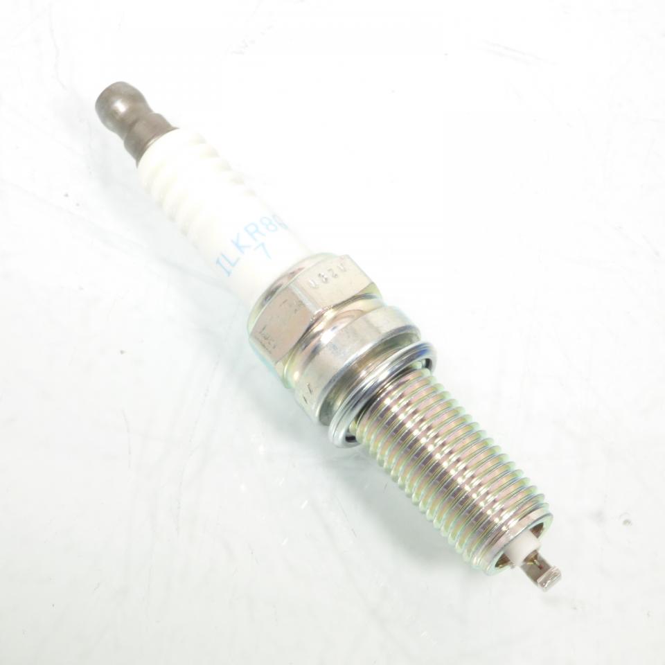 Bougie d'allumage NGK pour moto ILKR8Q7 / 93819 / Par 4 Neuf