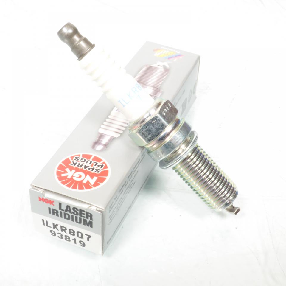 Bougie d'allumage NGK pour moto ILKR8Q7 / 93819 / Par 4 Neuf