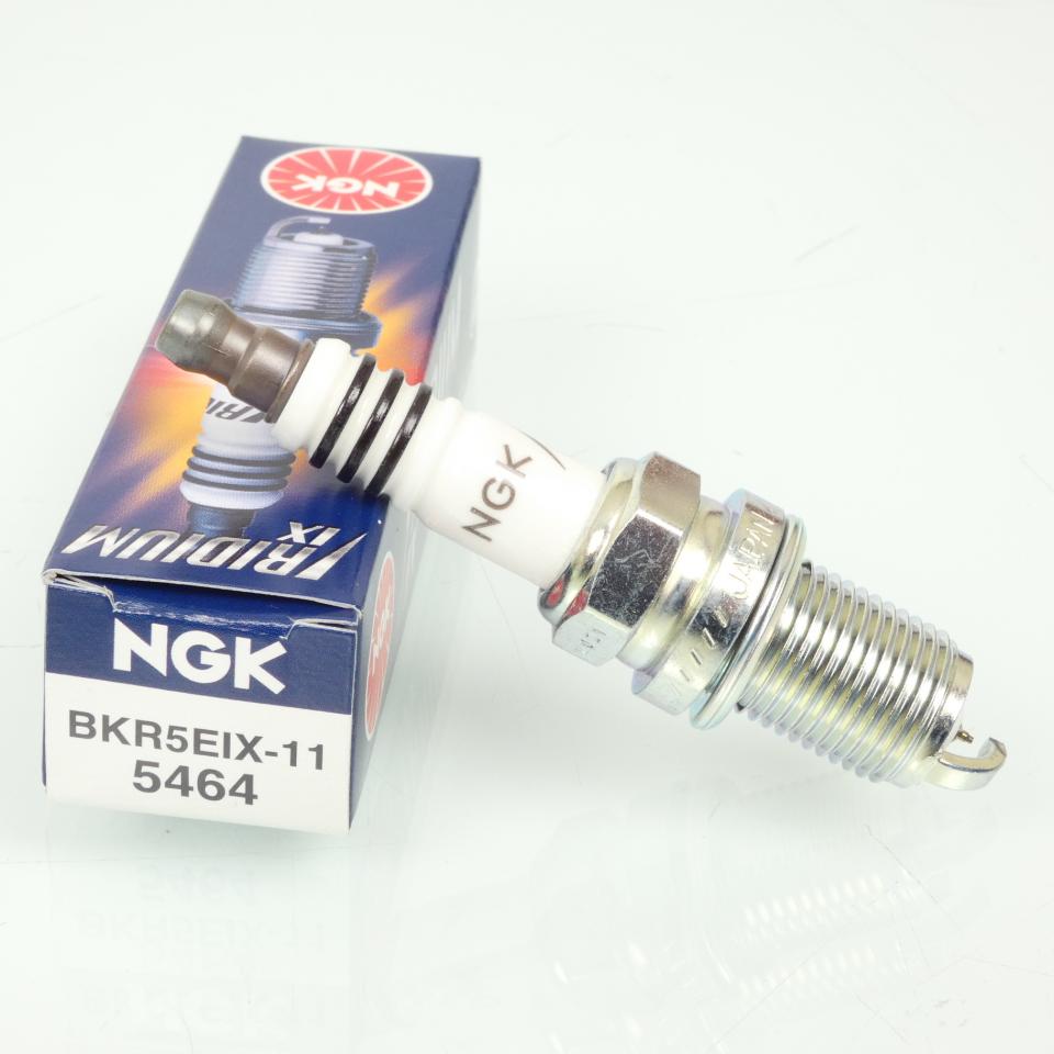 Bougie d'allumage NGK pour moto BKR5EIX-11 / 5464 / Par 4 Neuf