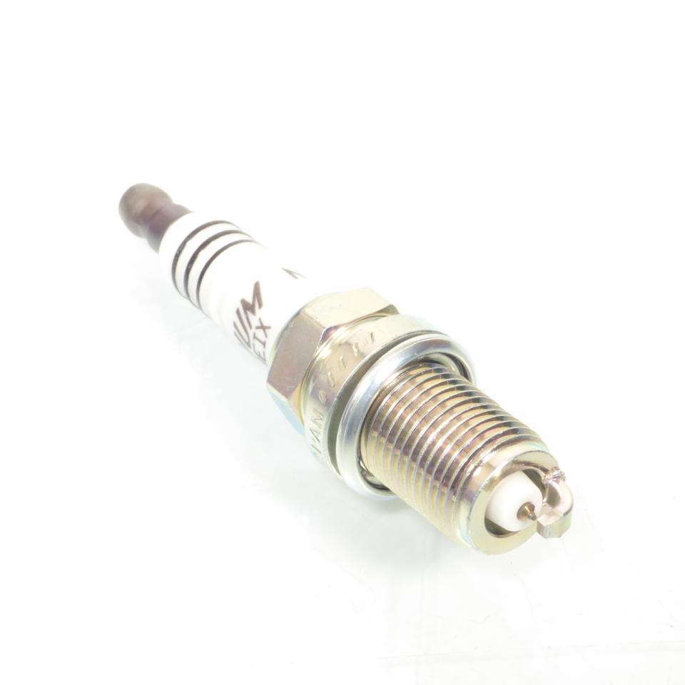Bougie d'allumage NGK pour moto BKR9EIX / 2669 / Par 4 Neuf
