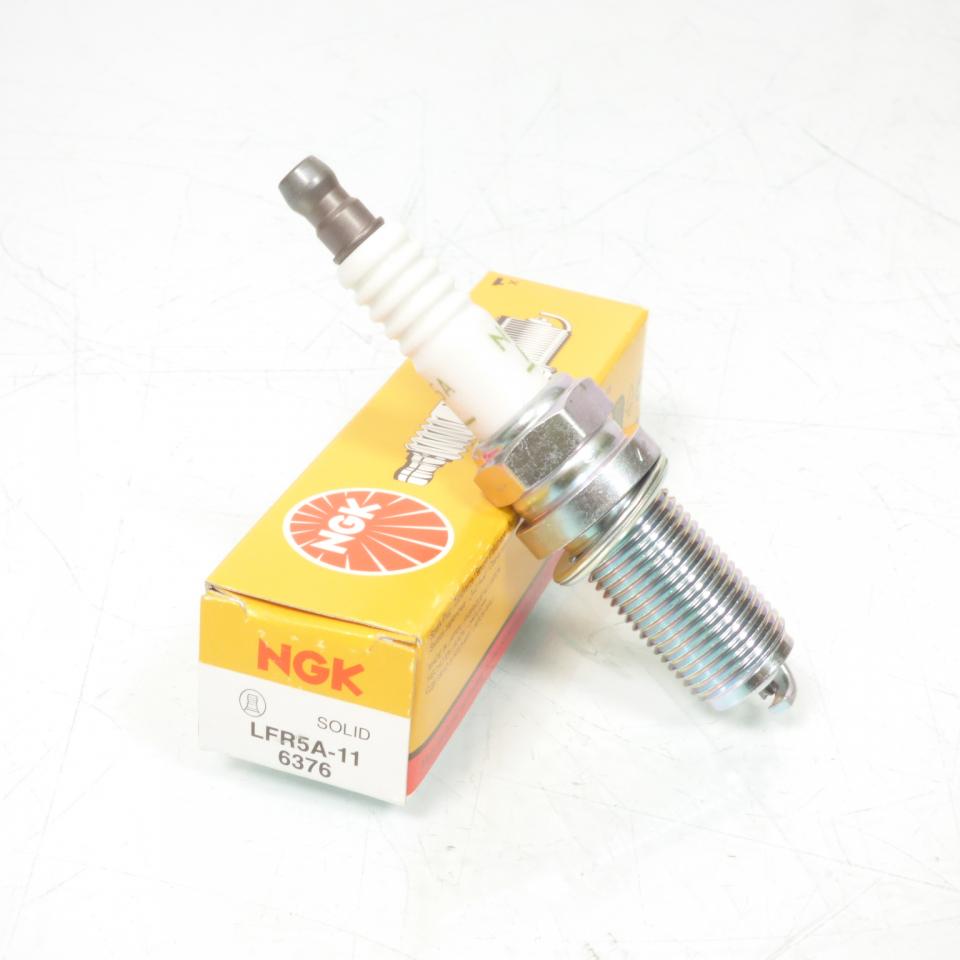 Bougie d'allumage NGK pour moto LFR5A-11 / 6376 / Par 10 Neuf