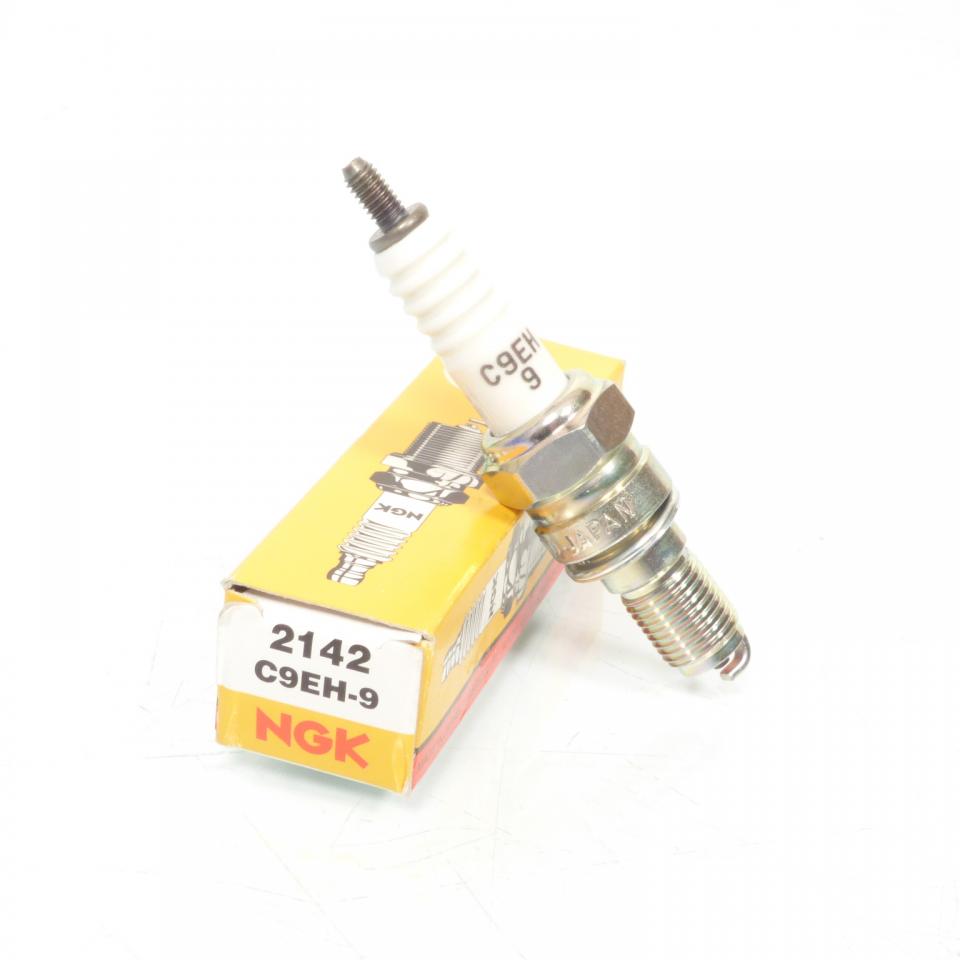 Bougie d'allumage NGK pour Moto Daelim 125 VJ Roadwin 2007 à 2014 C9EH-9 / 2142 Neuf