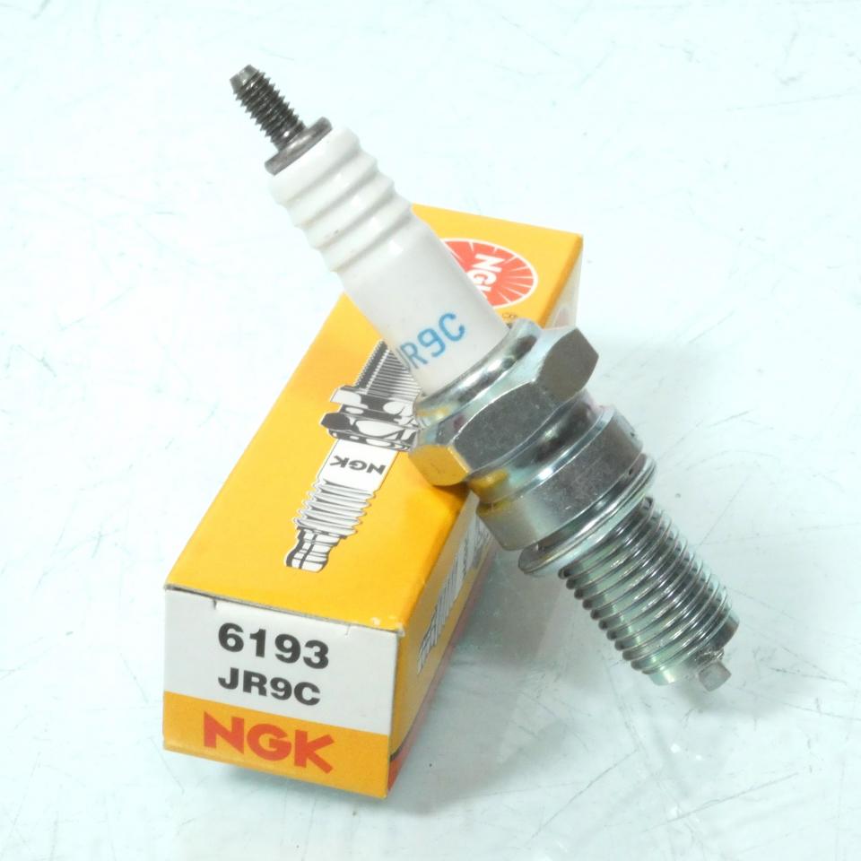 Bougie d'allumage NGK pour moto Suzuki 750 GSXR 1988 à 1989 JR9C / 6193 Neuf