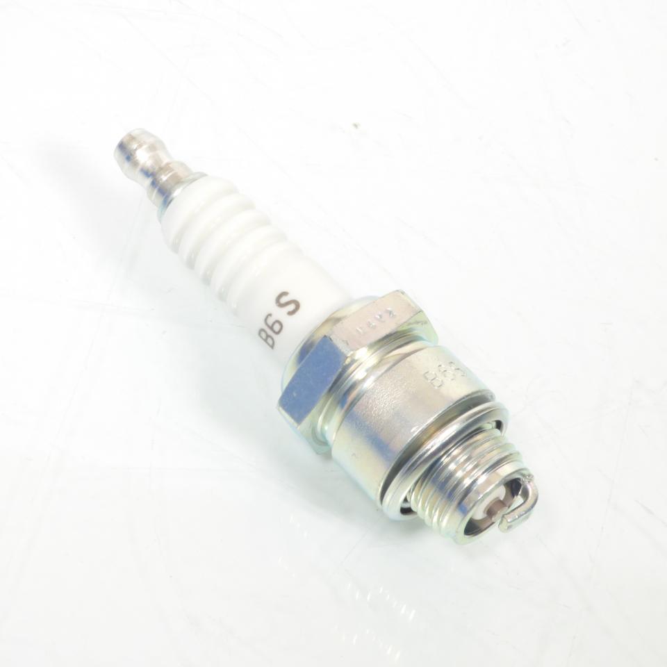 Bougie d'allumage NGK pour Moto Harley Davidson 900 XL 1954 à 1971 B6S / 3510 Neuf