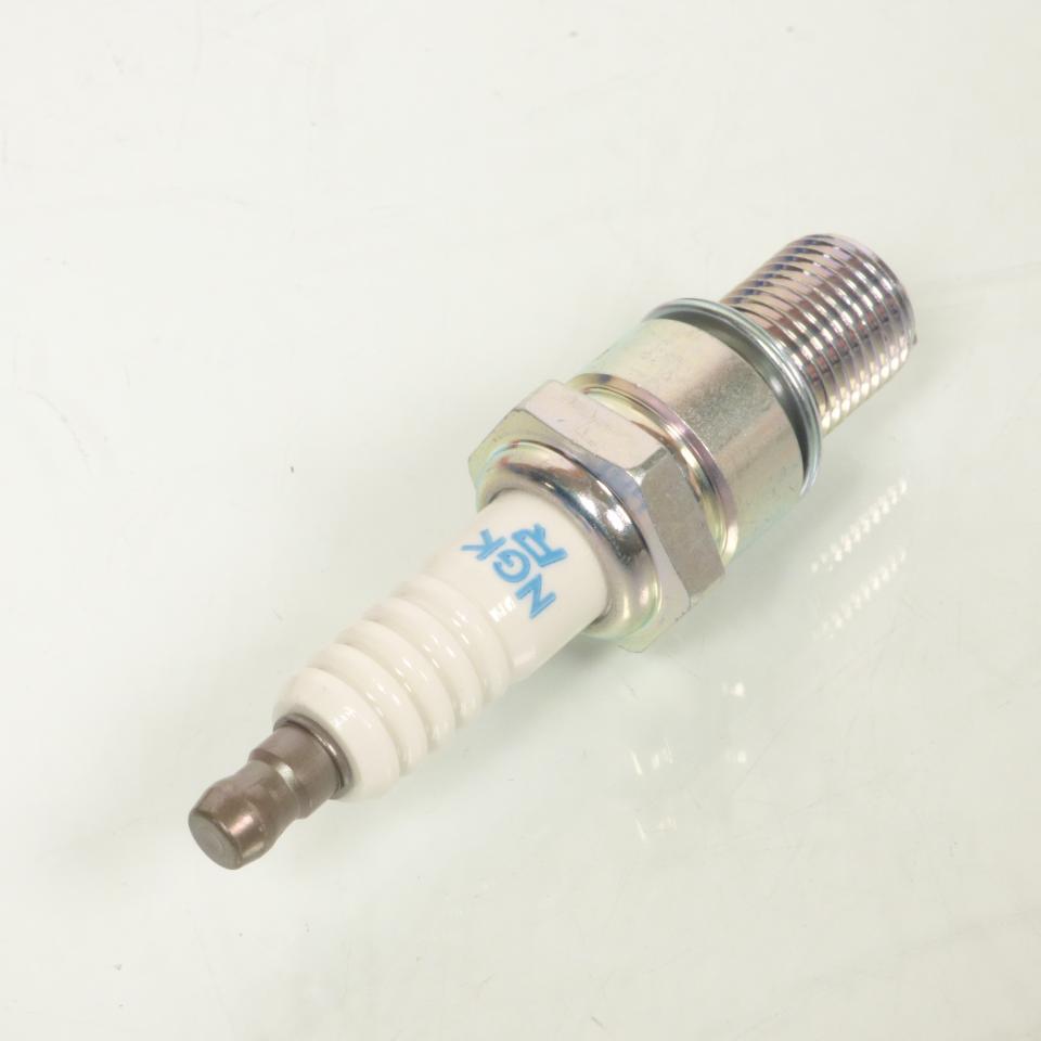 Bougie d'allumage NGK pour Moto Suzuki 125 RM 1996 à 2012 R6918B-8 Neuf