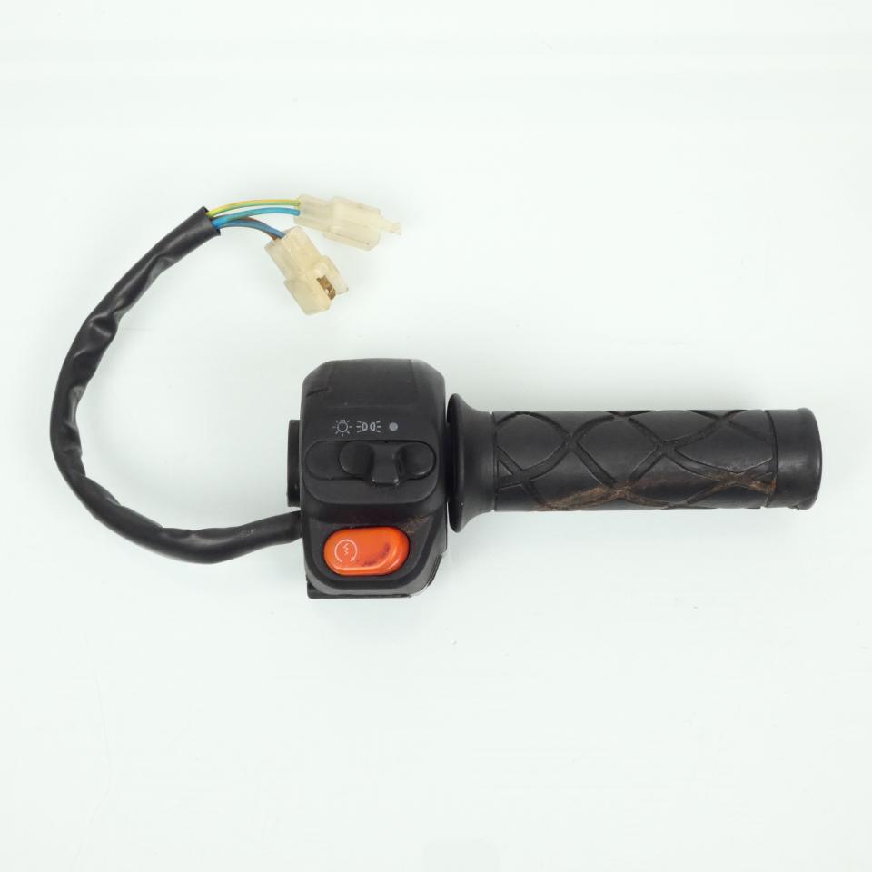 Commodo droit origine complet pour scooter Yamaha 125 Teos Occasion