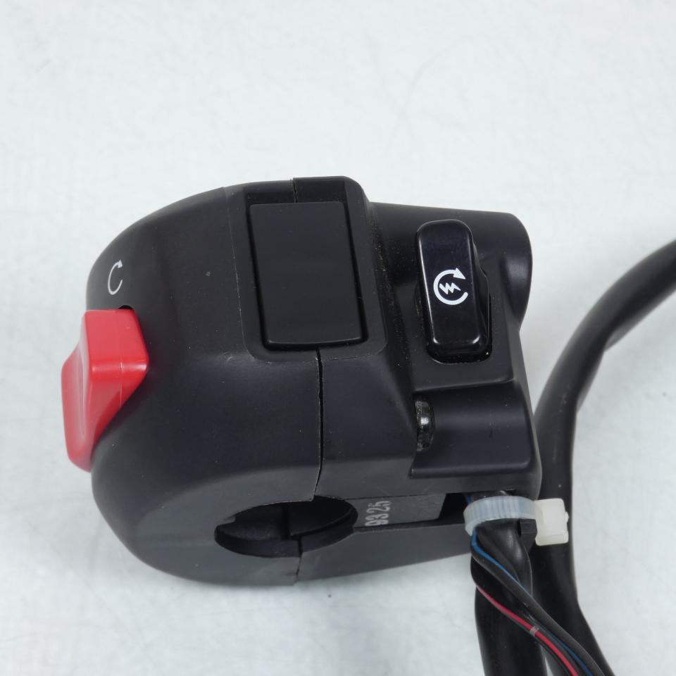 Commodo droit pour moto Suzuki 600 Bandit 1995 à 1999 37200-33E31-000 Neuf