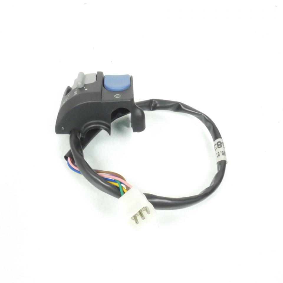 1/2 Commodo droit AV pour scooter Peugeot 150 Elyseo 2001 Violet 739644 Neuf