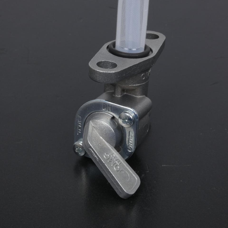 Robinet réservoir essence Buzzetti 3 positions sortie arrière 8mm pour moto Neuf