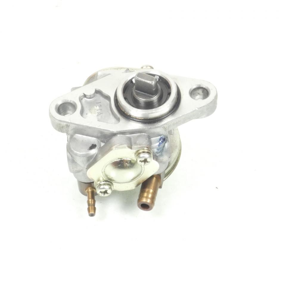 Pompe à huile origine pour Moto Peugeot 50 XP6 SM 1997 à 2003 759959 Occasion