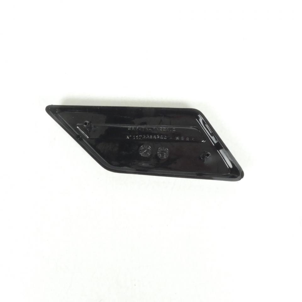 Protection fourche garde boue AV Droite pour scooter Peugeot 125 SV 722852N