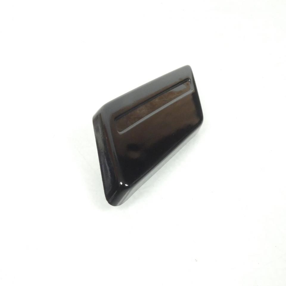Protection fourche garde boue AV Droite pour scooter Peugeot 125 SV 722852N