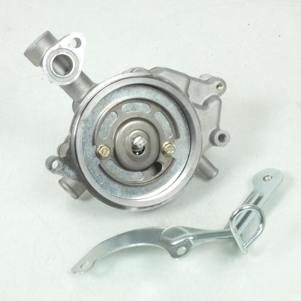 Pompe à eau P2R pour moto Yamaha 125 MT-125 22B-E2420-01 / 5D7-E2420-00 Neuf