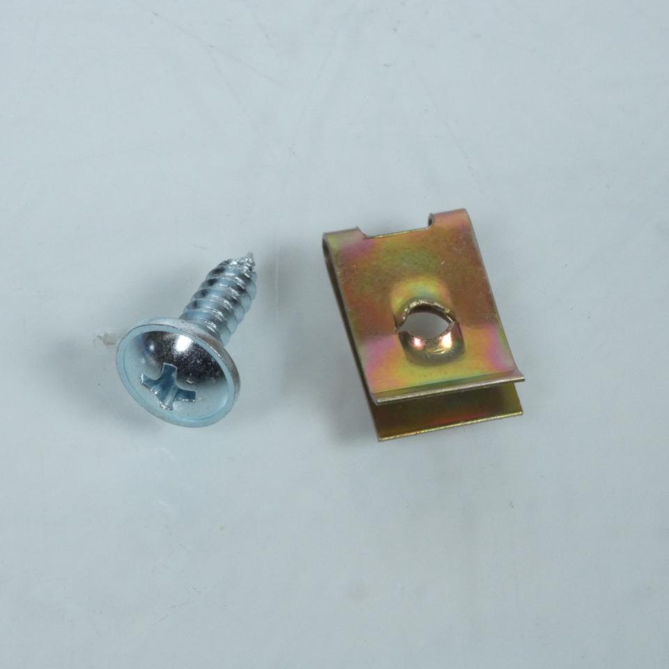 Lot de 25 agrafe et 25 vis de carénage Ø5mm pour scooter moto deux roues Neuf