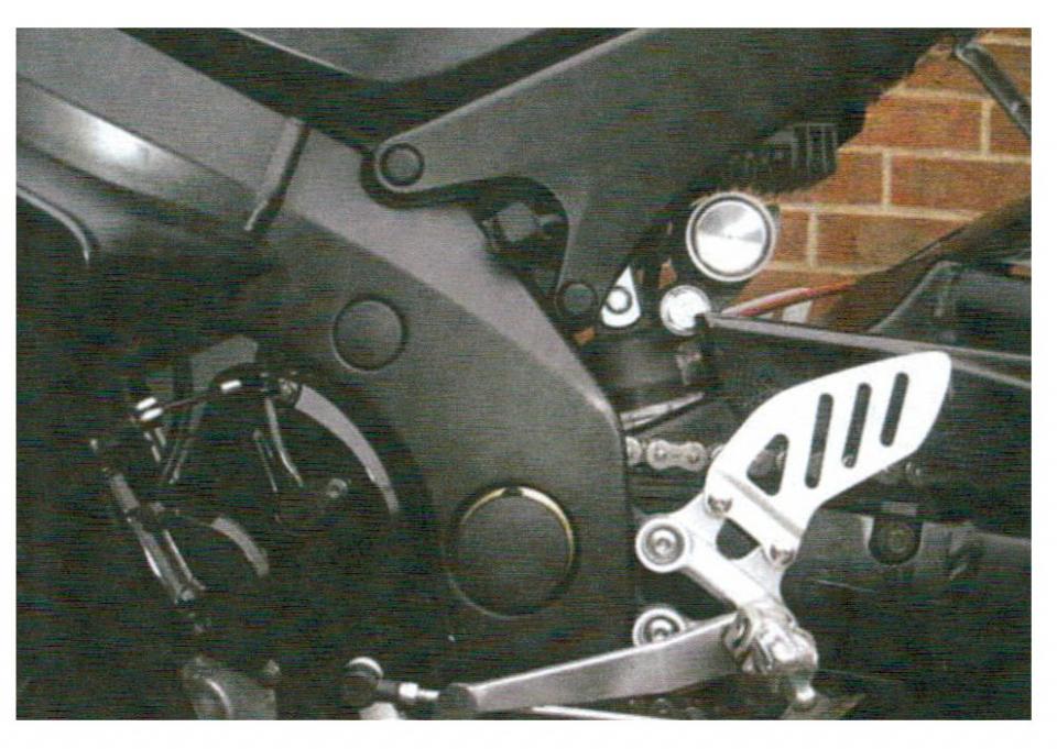 Visserie Brazoline pour Moto Yamaha FZ1 Neuf