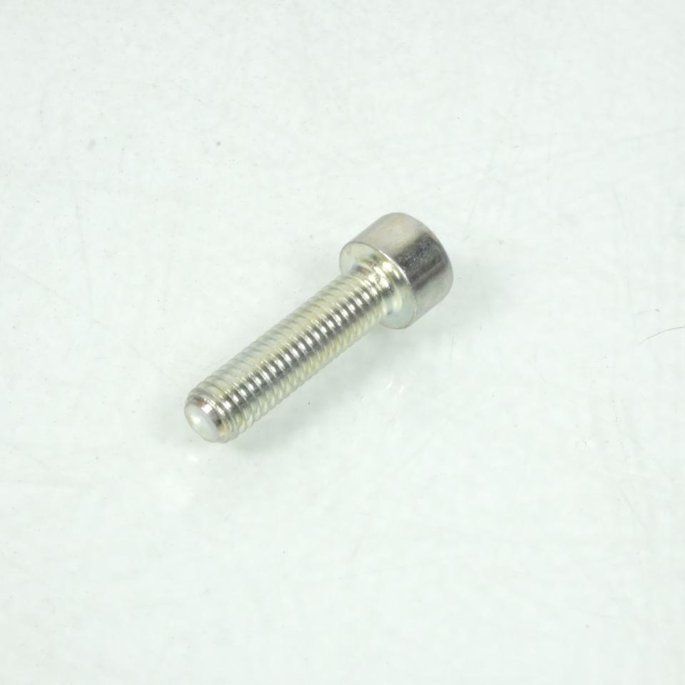 Vis BTR M8x1.25 30mm pour scooter Derbi 125 Boulevard 2002-2014 00H00200831