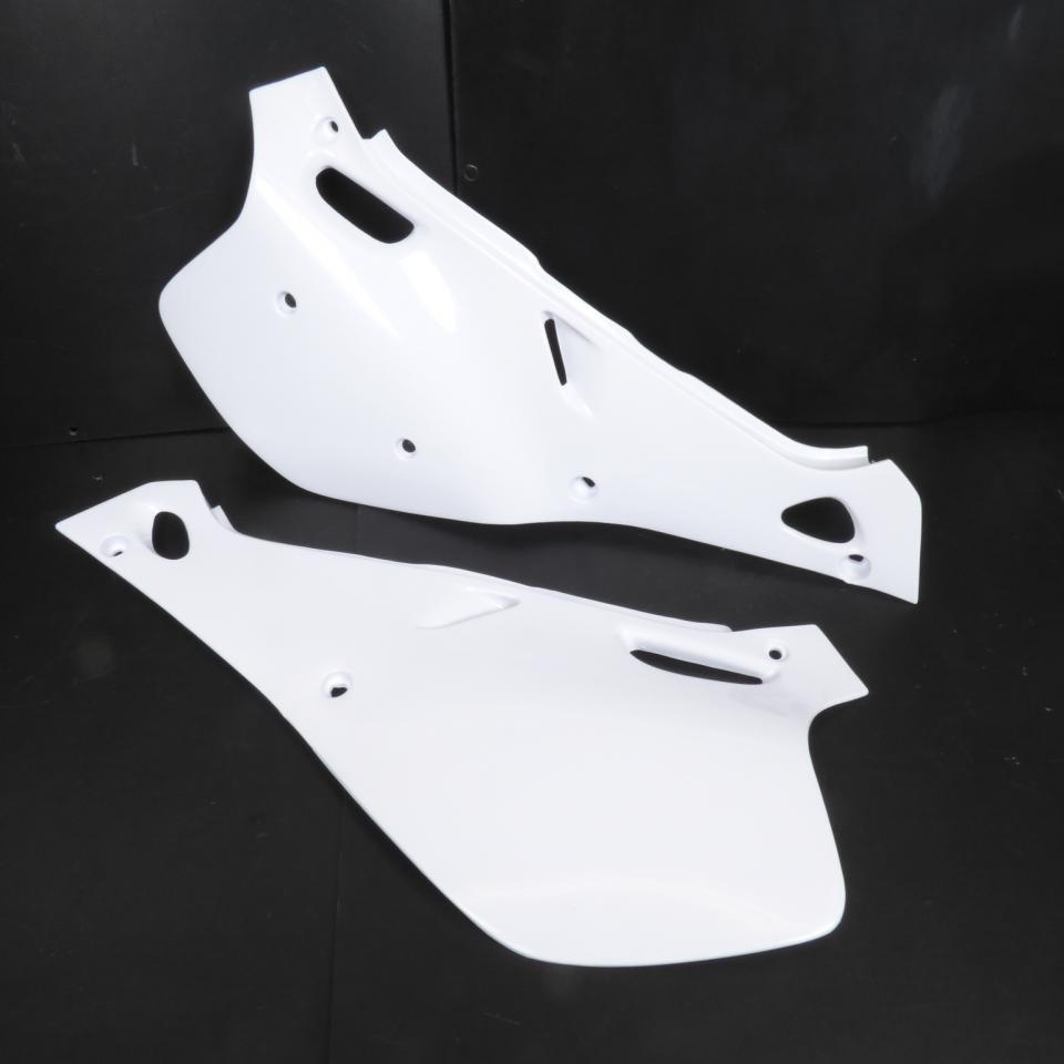 Kit carénage UFO pour moto Yamaha 250 YZ 1993-1995 YAKIT295999 / blanc 5 pièces Neuf