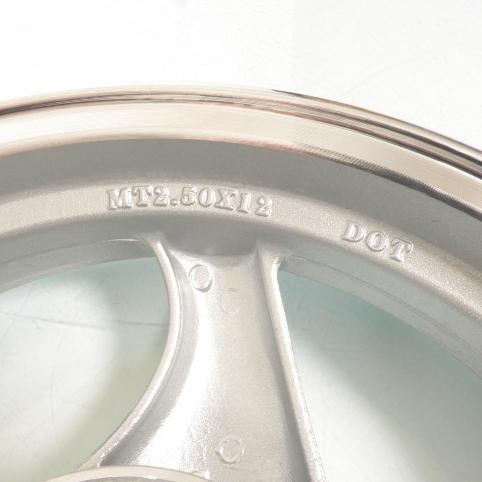 Jante arrière origine pour scooter Yiying YY50QT-10 TB10-150100000 Neuf en destockage