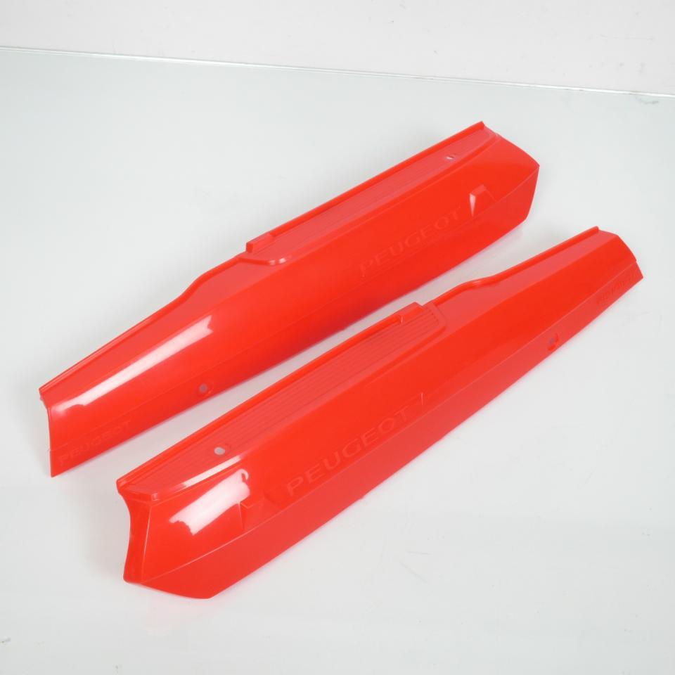 Paire de caches latéraux rouge pour mobylette Peugeot 103 Neuf carter plastique