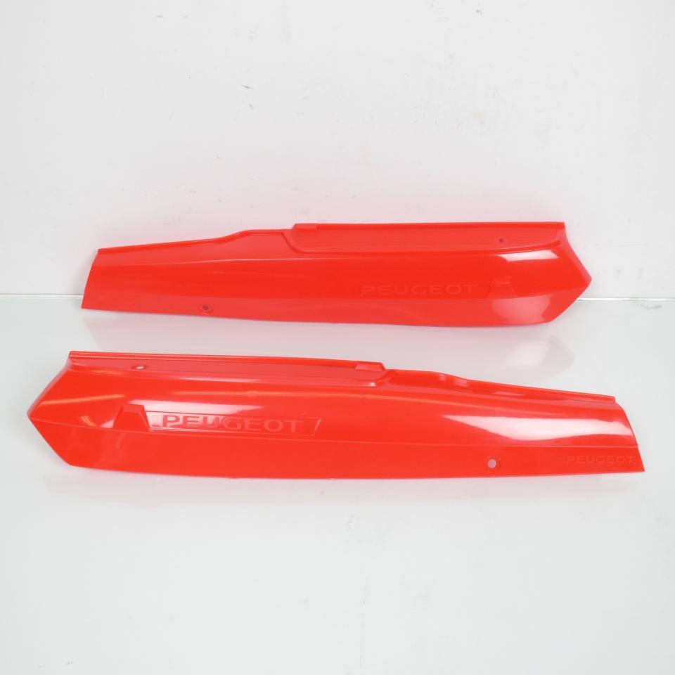 Paire de caches latéraux rouge pour mobylette Peugeot 103 Neuf carter plastique