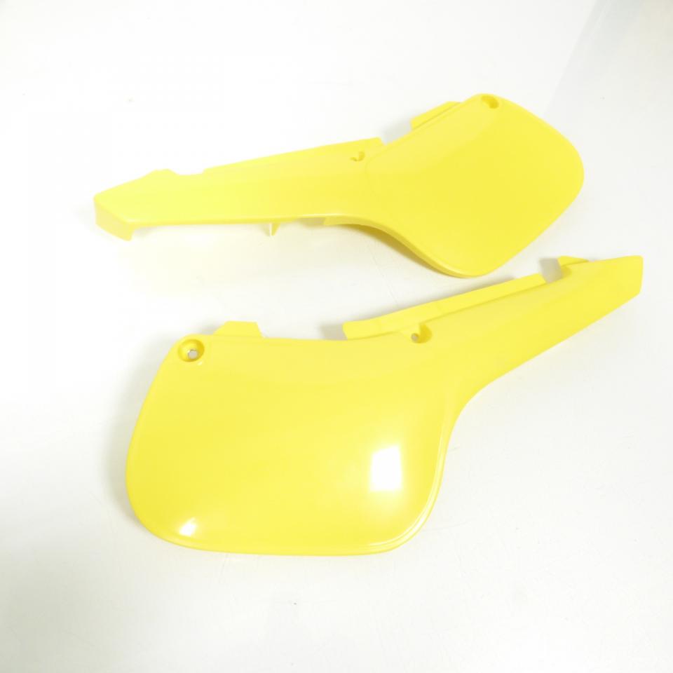 Caches latéraux jaune droit et gauche UFO pour moto Suzuki 60 RM Neuf