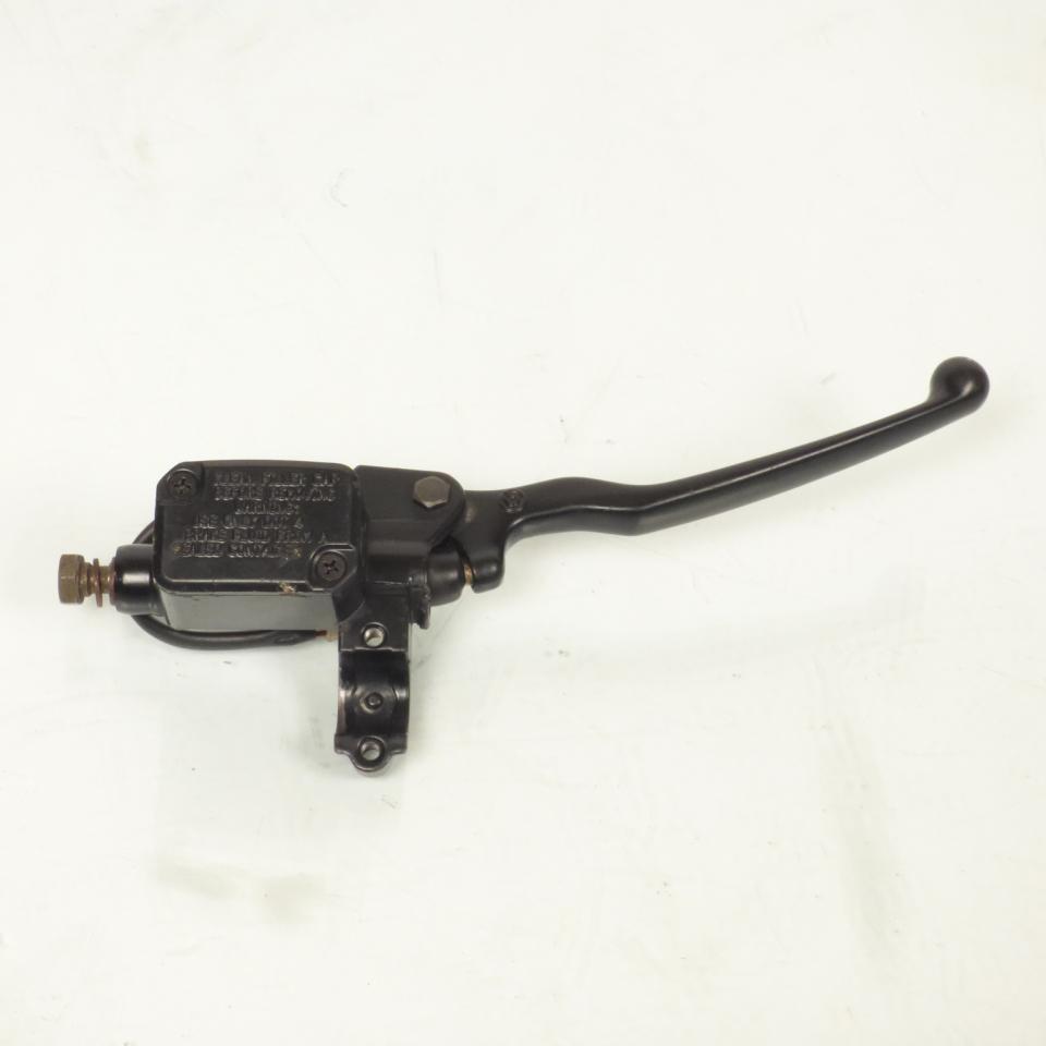 Maître cylindre de frein avant pour scooter Yamaha 300 Versity Brembo 10.8327 Occasion