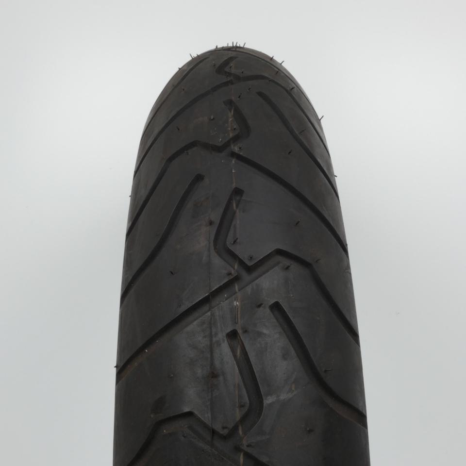 Pneu 120-70-18 Bridgestone Battlax BT028G 59V pour moto Yamaha 1700 V-Max 2009 à 2016