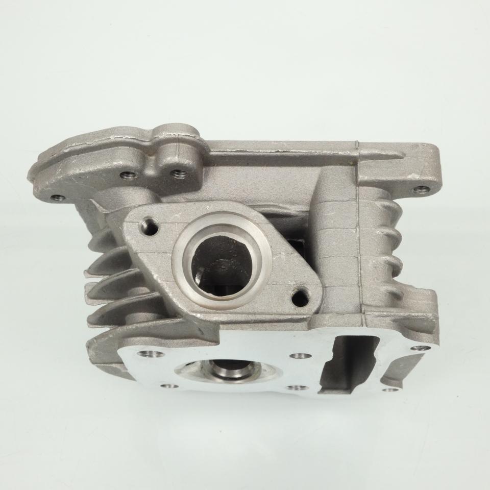 Culasse Générique pour scooter Chinois 50 GY6 soupape Ø20/18mm anti pollution