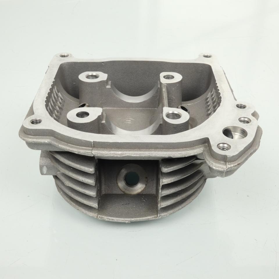 Culasse Générique pour scooter Chinois 50 GY6 soupape Ø20/18mm anti pollution