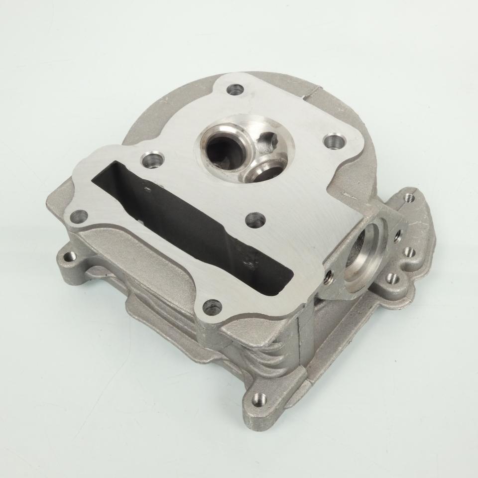 Culasse Générique pour scooter Chinois 50 GY6 soupape Ø20/18mm anti pollution