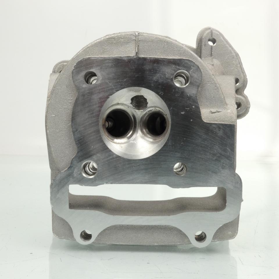 Culasse Générique pour scooter Chinois 50 GY6 soupape Ø20/18mm anti pollution