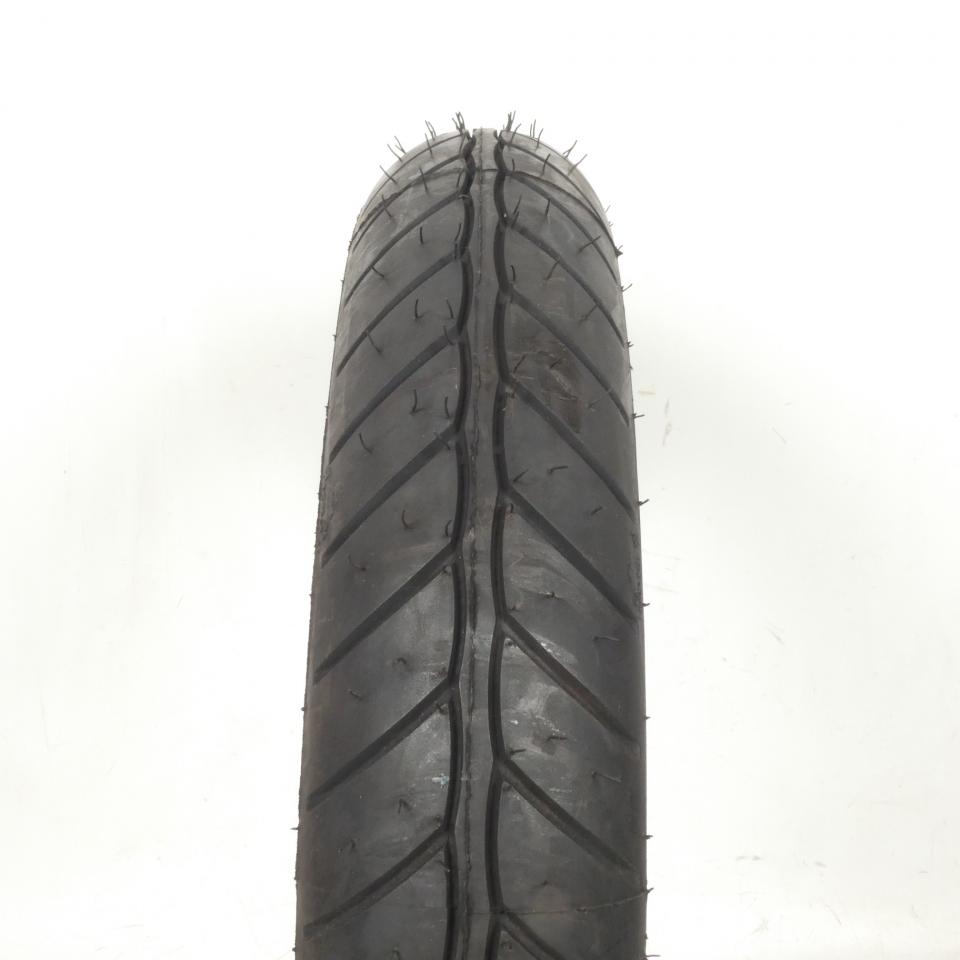 Pneu 100-90-18 61V Michelin Macadam 50E pour moto Neuf en destockage